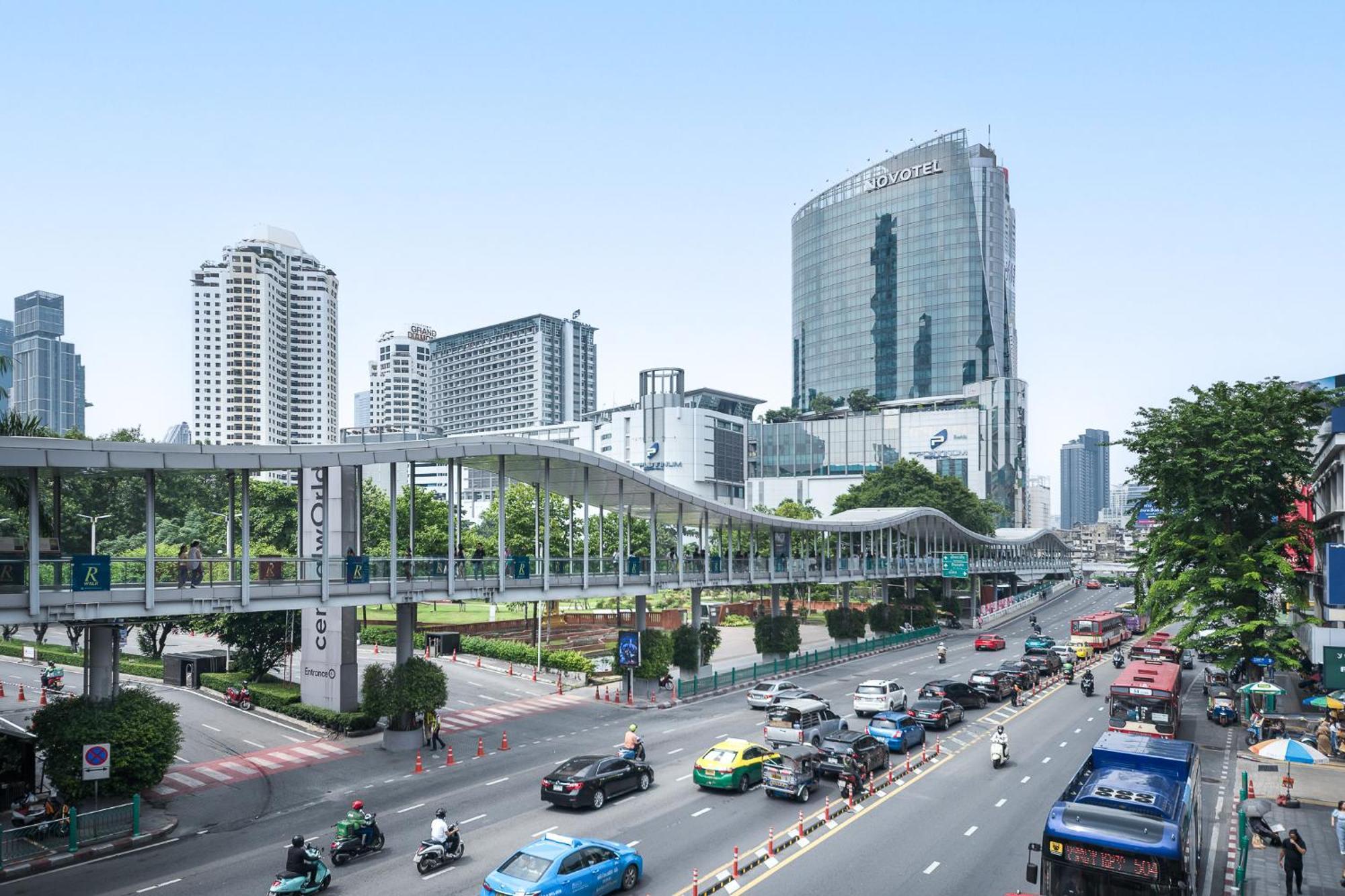 Platinum Deluxe Shopping Apartments Bangkok Luaran gambar